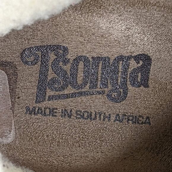 Tsonga Fleece Lined Leather Moc Style Boots - Picture 8 of 9